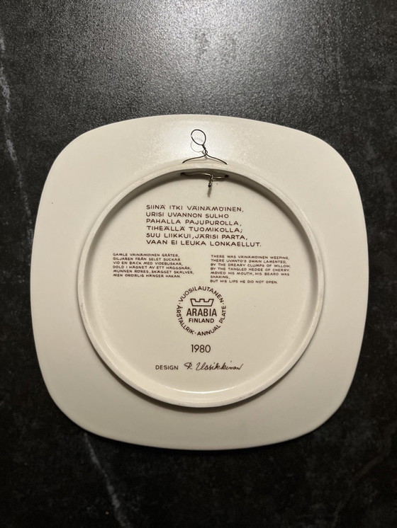 Image 1 of Piatto annuale Arabia Finlandia 1980 Design: Raija Uosikkinen