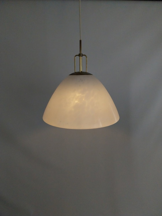 Image 1 of 1X Lampada a sospensione in vetro misto bianco Glashütte Limburg, anni &#39;80 