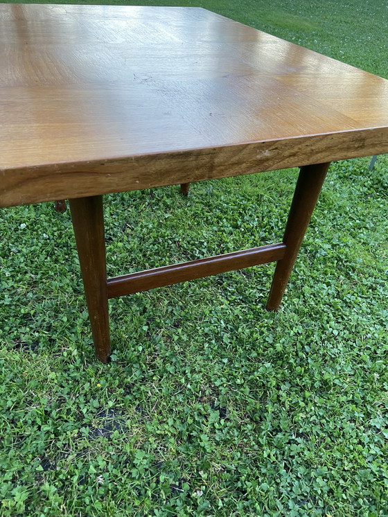 Image 1 of Table basse vintage en bois