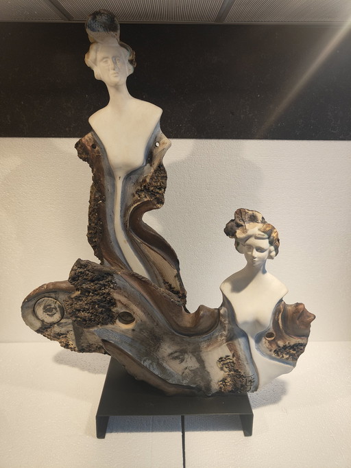 Liliane Caumont Sculptress "Women"