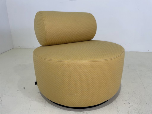 Fést Sinclair lounge chair - no swivel yellow Kvadrat Mosaic