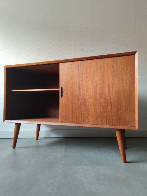 Image 1 of Buffet vintage danois en teck