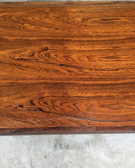 Image 1 of Table basse danoise en bois de rose Mid Century