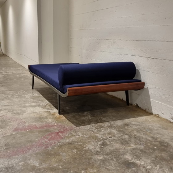 Image 1 of Cordemeyer daybed