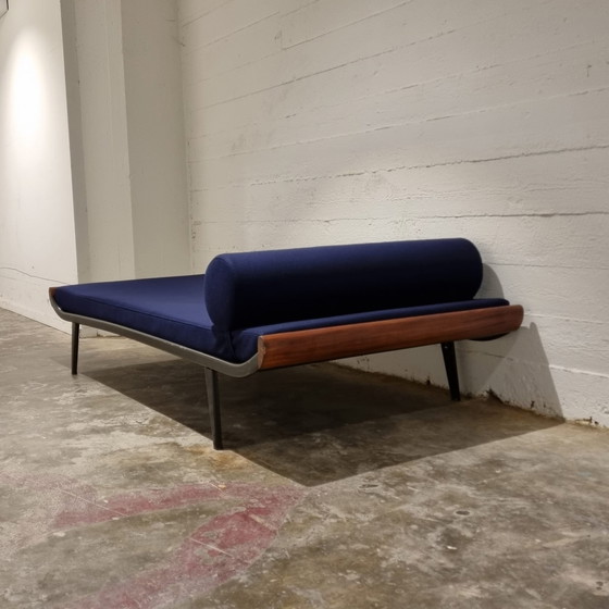 Image 1 of Cordemeyer daybed