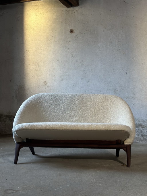 Artifort Congo sofa