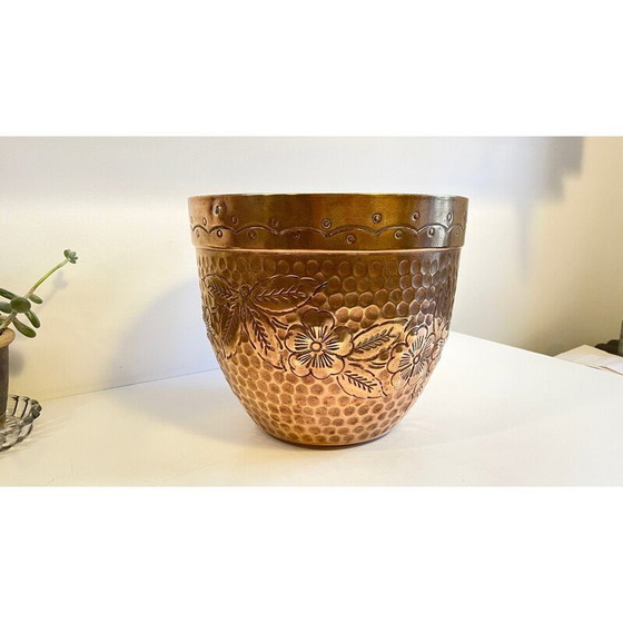 Image 1 of Vintage planter in brass and patinated copper, 1980