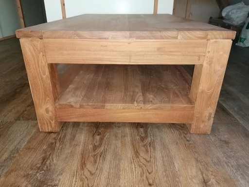 1X Teak Coffee Table With Bottom Top