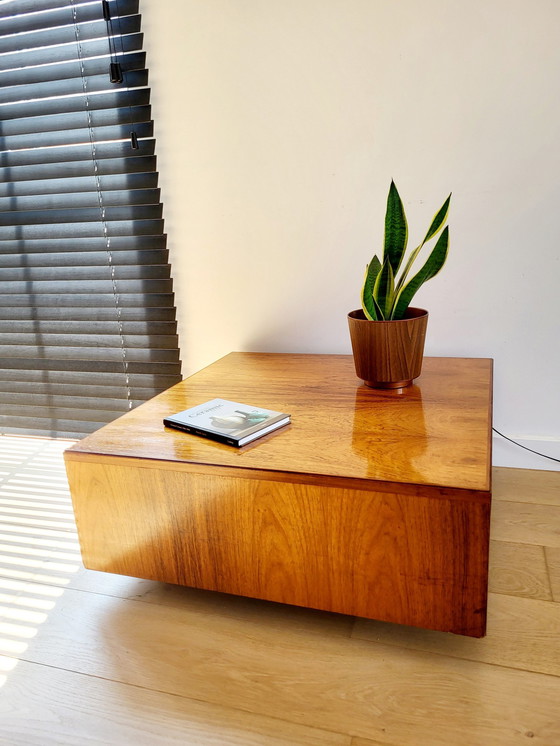 Image 1 of Vintage Coffeetable Or Coffee Table, Floating Model, Veneer, 60s And 70s