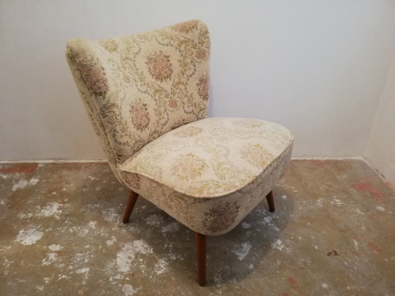 Vintage cocktail chair