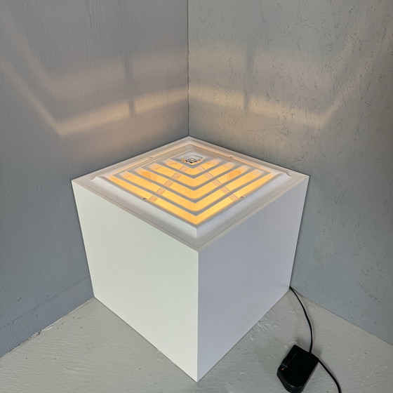 Image 1 of Lampadaire cube vintage