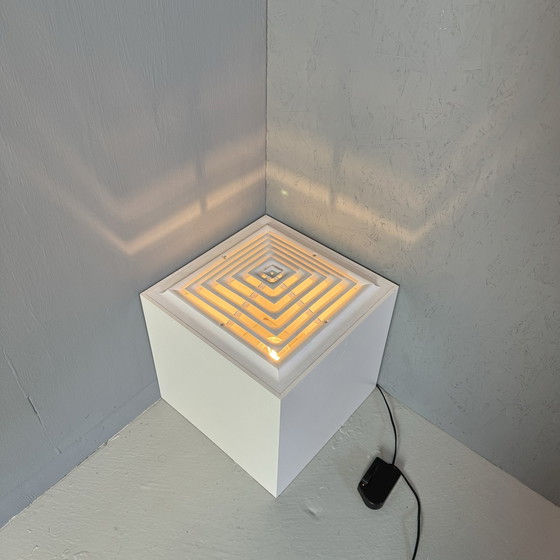 Image 1 of Lampadaire cube vintage