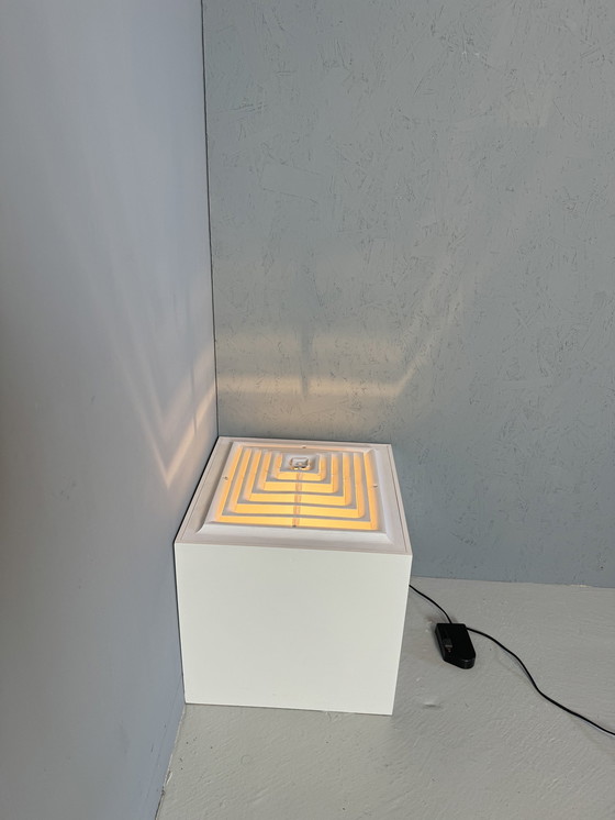 Image 1 of Lampadaire cube vintage