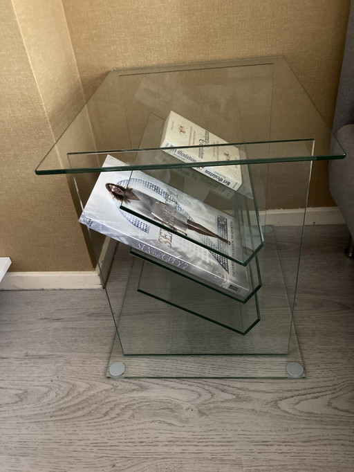 Magazine/table d'appoint vintage