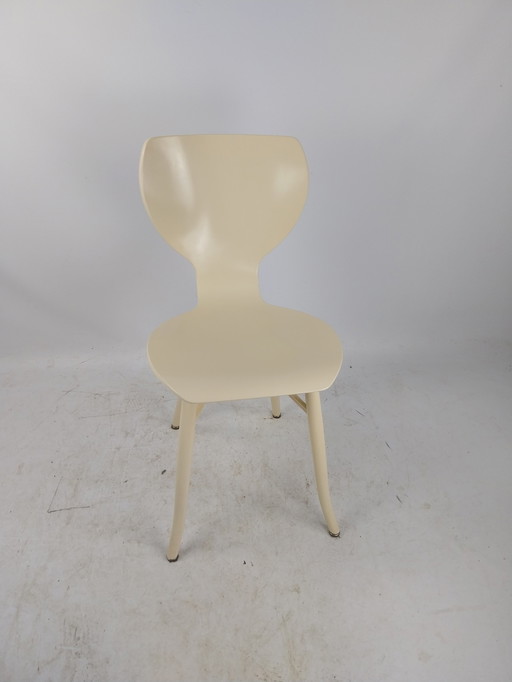 3 x Linteloo tulipani dining chairs in off White in very good original condition.