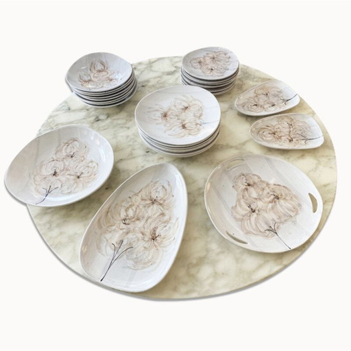 Set of 30 pieces vintage service in earthenware of Pornic