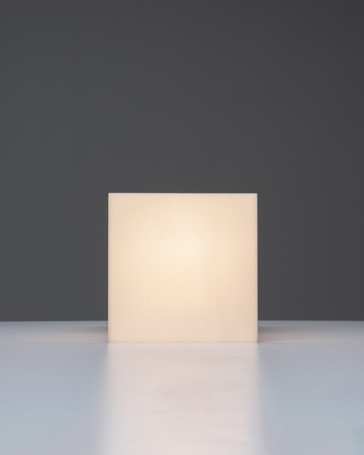 Harco Loor Cube lamp