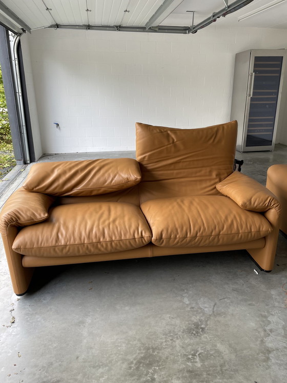 Image 1 of Cassina Maralunga 2 and 3-seater sofa