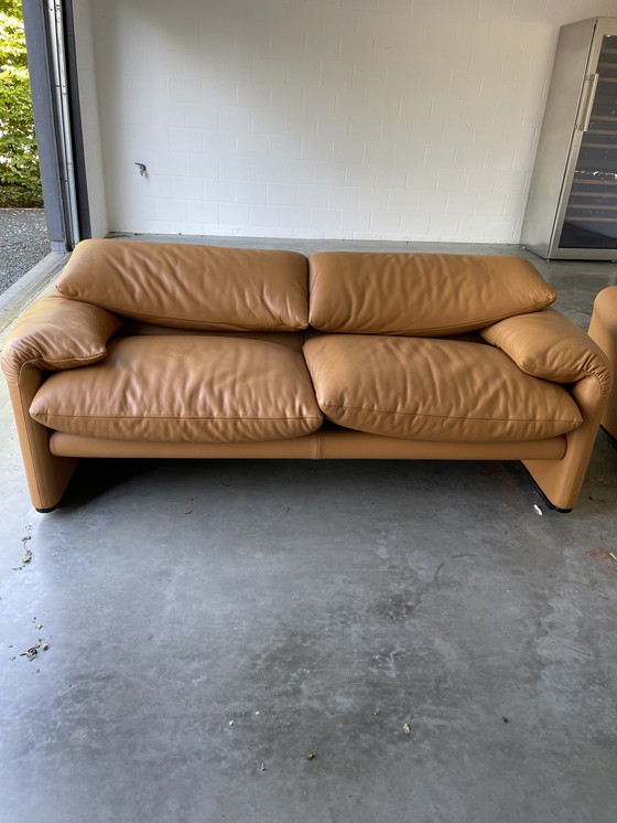 Image 1 of Cassina Maralunga 2 and 3-seater sofa