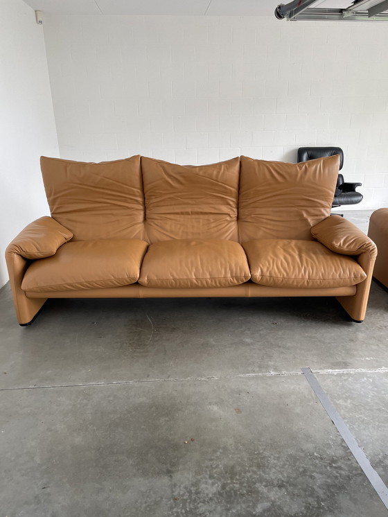 Image 1 of Cassina Maralunga 2 and 3-seater sofa