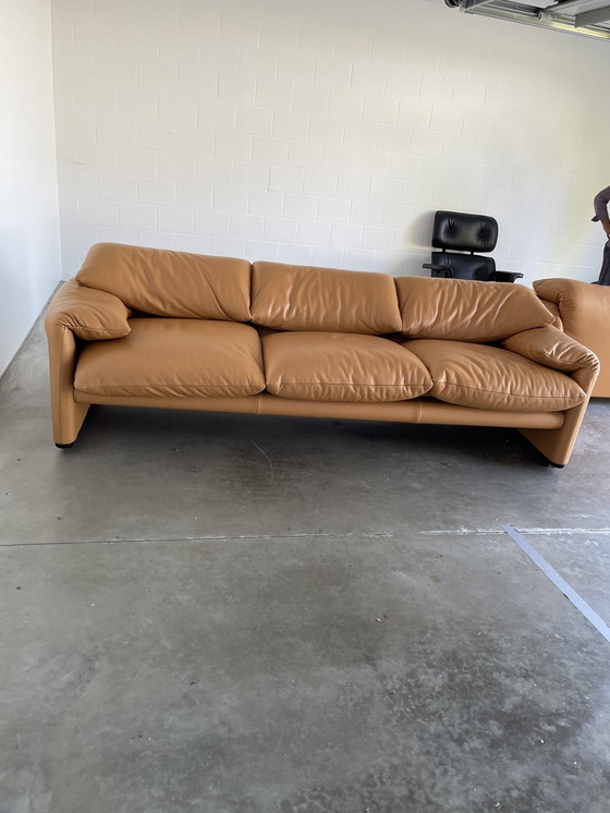 Image 1 of Cassina Maralunga 2 and 3-seater sofa