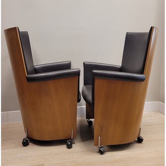 Image 1 of Pair of vintage "Incontro 5080" armchairs in wood and leather by Massimo and Lella Vignelli for Bernini