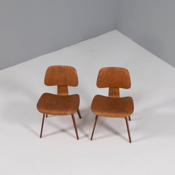 Image 1 of Pair of vintage DCW dining chairs by Charles & Ray Eames, 1950s
