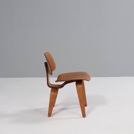 Image 1 of Pair of vintage DCW dining chairs by Charles & Ray Eames, 1950s