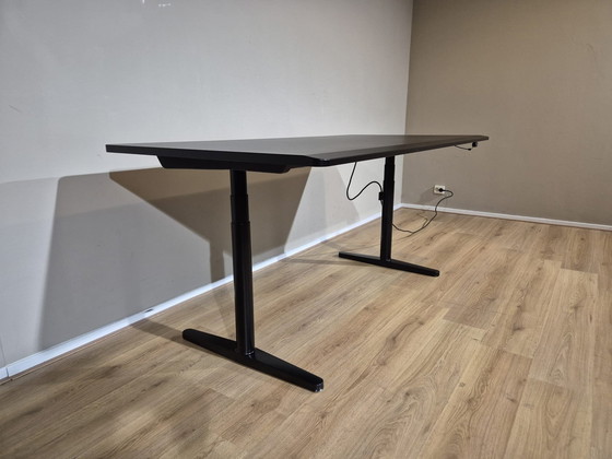 Image 1 of Vitra Tyde Desk - Adjustable - Black - Plastic - Design