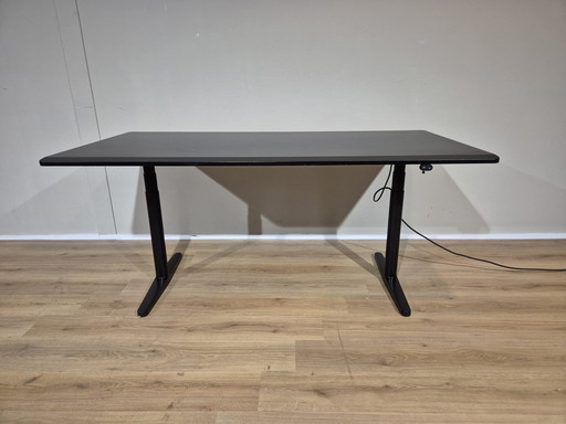 Vitra Tyde Desk - Adjustable - Black - Plastic - Design