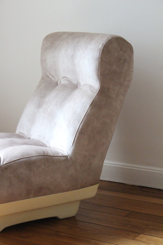 Image 1 of Space-Age 70S Fireside chair