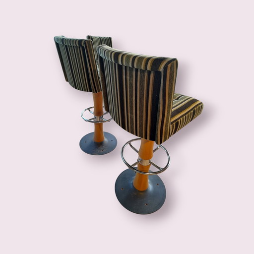 1970s Bar Stools With Bar Table