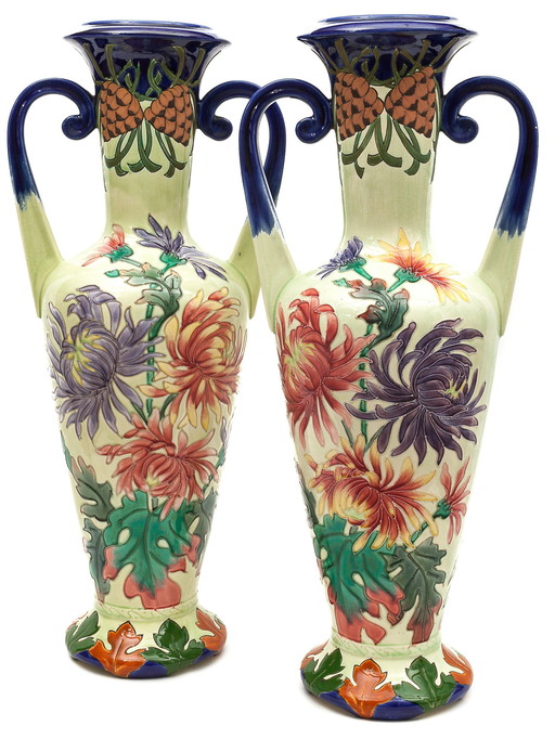 Pair of Longchamp Amphoras 1370