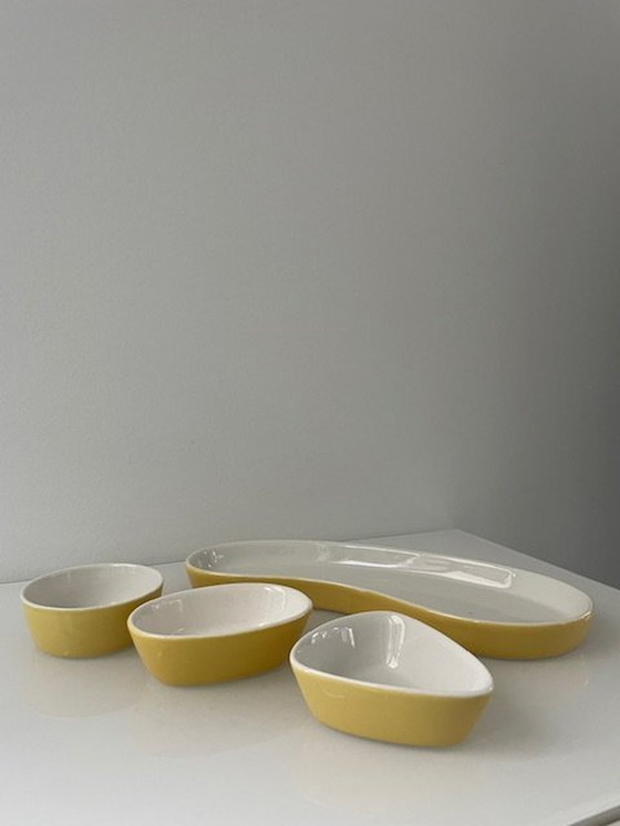 Image 1 of Ciotole vintage/retrò in ceramica bianca e gialla pastello