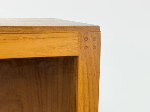 Teak display cabinet, 1970He