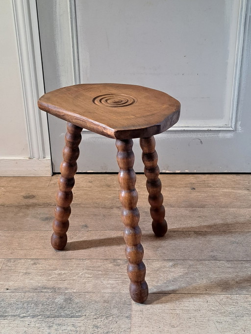 Tripod stool