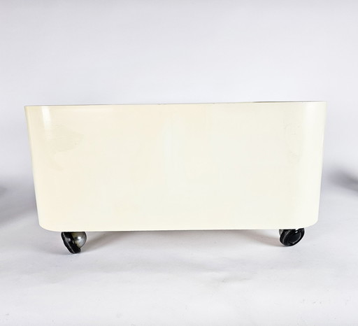 Kartell model 4682 planter