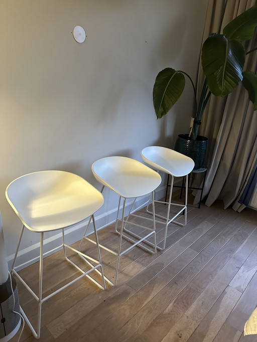 3x Fonq Barstool White