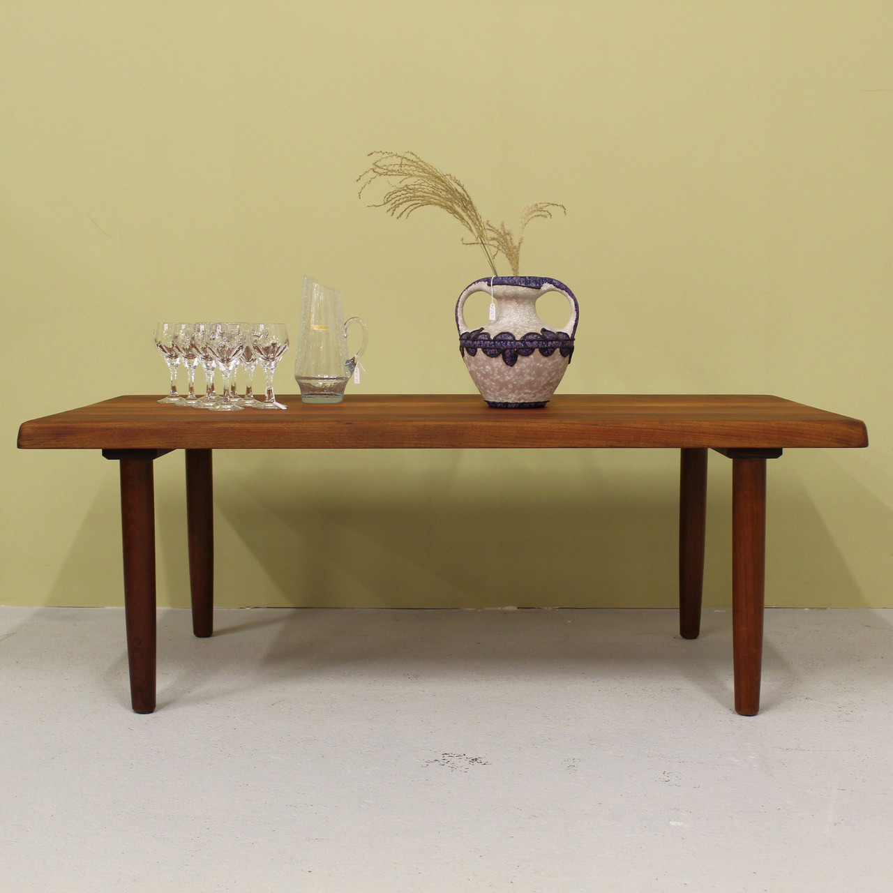 Tavolino da caffè vintage di design danese, Niels Bach