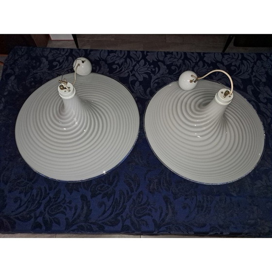 Image 1 of White and swirling vintage Murano glass pendant lamp by Venini