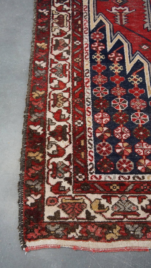 Oriental Rug 197×134Cm