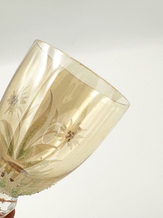 Image 1 of 6 copas de licor sopladas a boca, Hungría, década de 1950