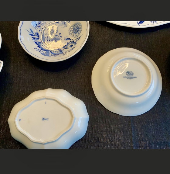 Image 1 of Vaisselle Hutschenreuther porcelaine motif oignon