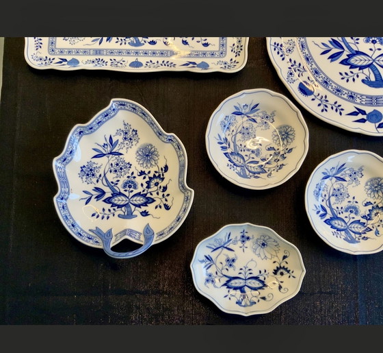 Image 1 of Vaisselle Hutschenreuther porcelaine motif oignon