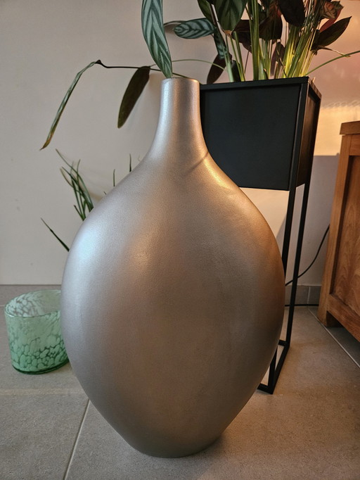 Lifestyle vase