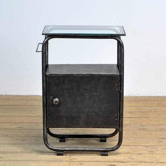 Image 1 of Bauhaus nightstand, 1930’s