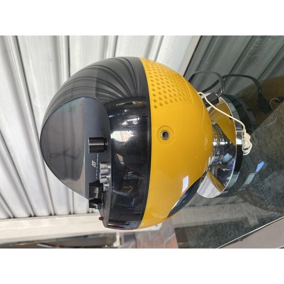 Image 1 of Vintage amfm radio model 2002 by Weltron, 1970s