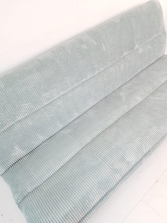 Image 1 of Divano vintage Artifort Kho Liang | Tessuto a coste azzurro chiaro appena rivestito