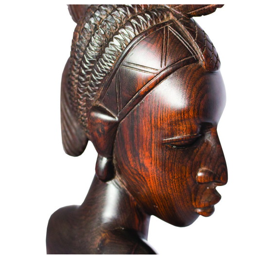 Image 1 of Exquisita escultura de ébano tallada de una joven fulani, Guinea, década de 1960