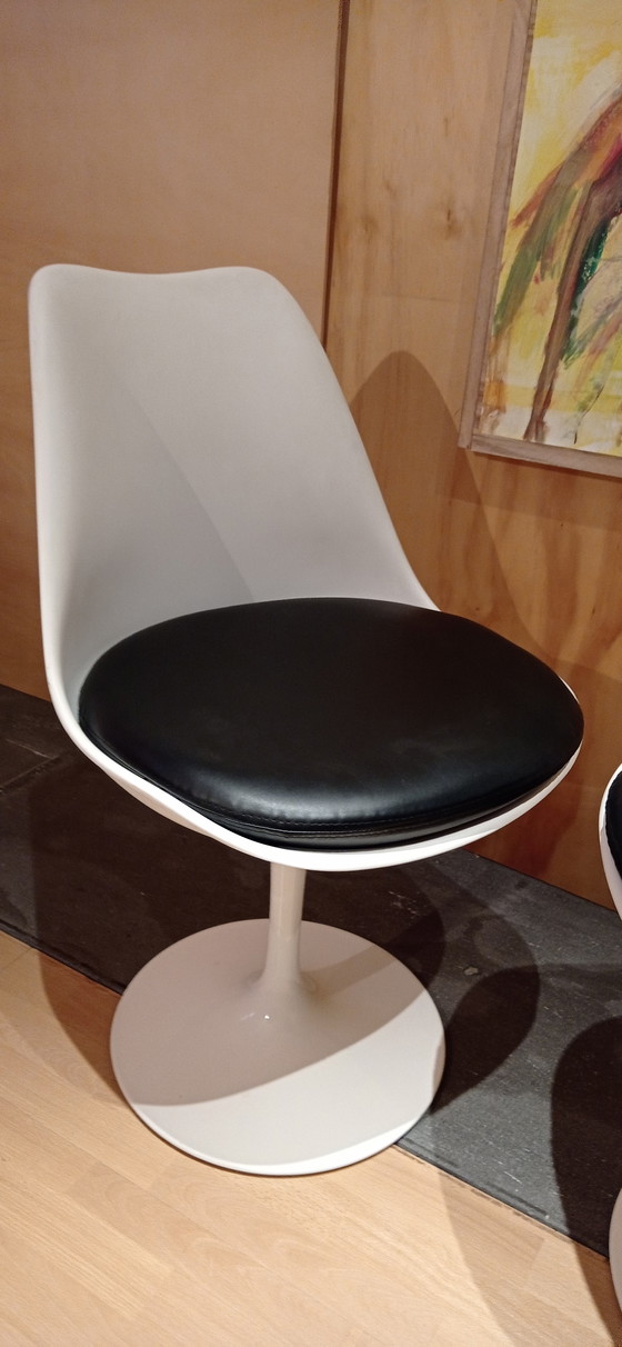 Image 1 of 2x Alivar Tulip Chair